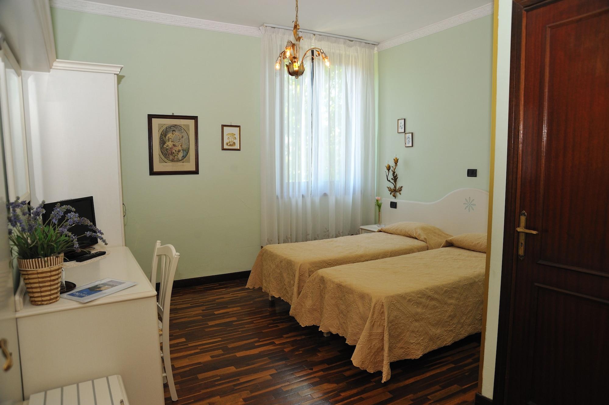 Hotel Savona Montecatini-Terme Esterno foto