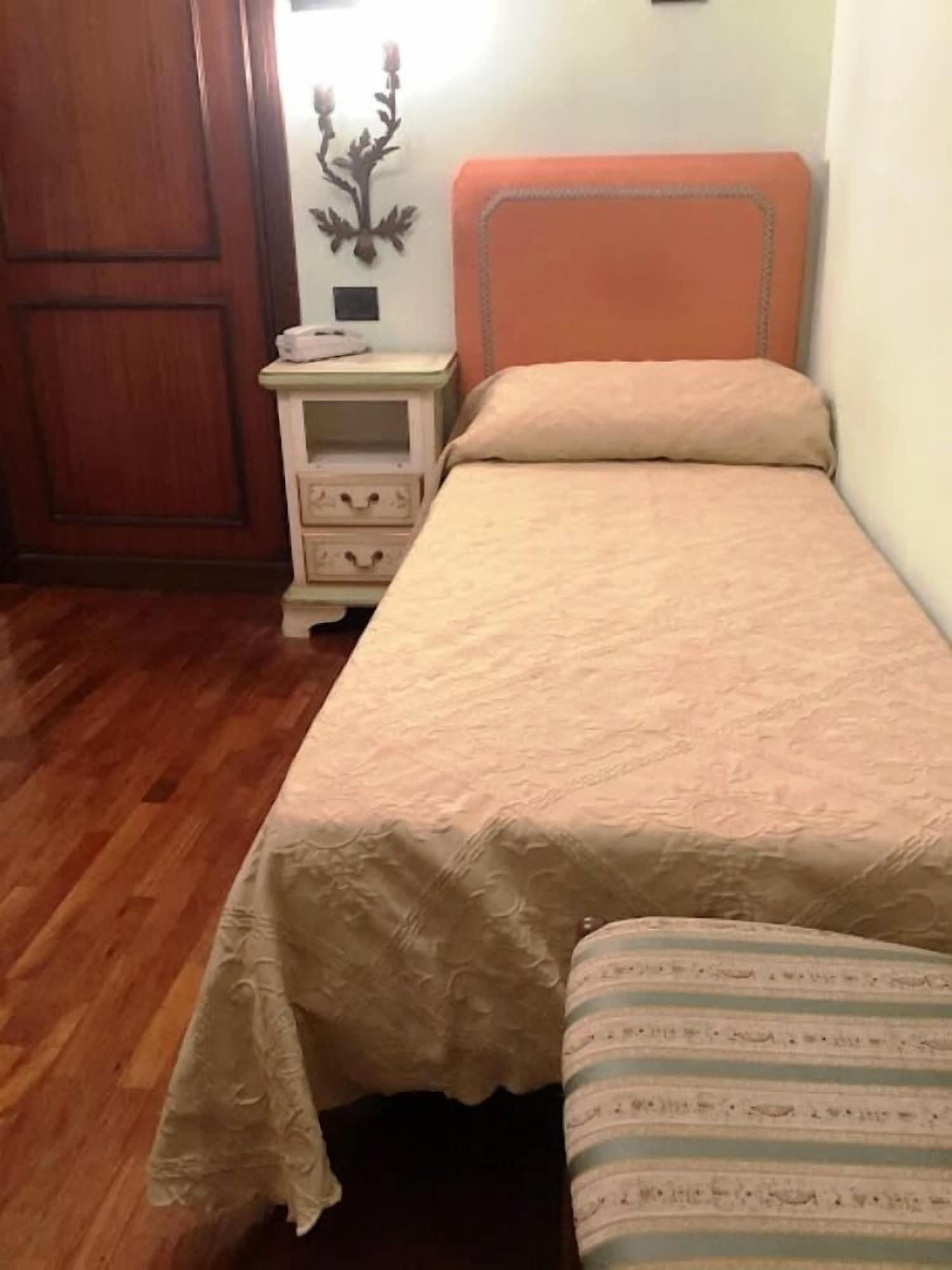 Hotel Savona Montecatini-Terme Esterno foto