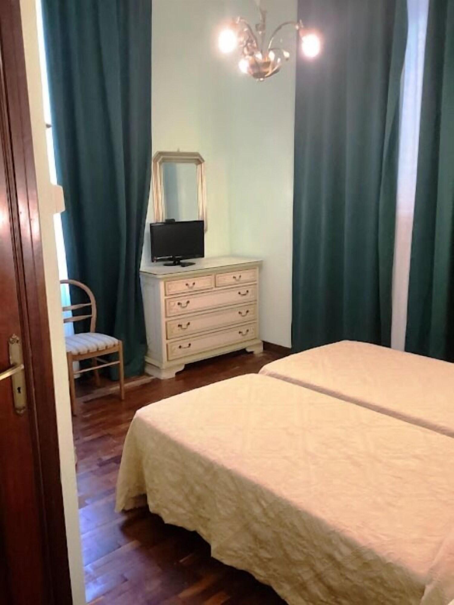 Hotel Savona Montecatini-Terme Esterno foto