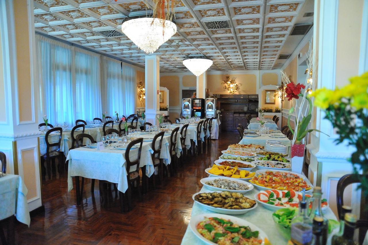 Hotel Savona Montecatini-Terme Esterno foto